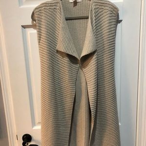 Long open vest sweater with leather belt